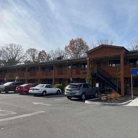 Surestay Plus By Best Western Woodbury Inn Екстер'єр фото