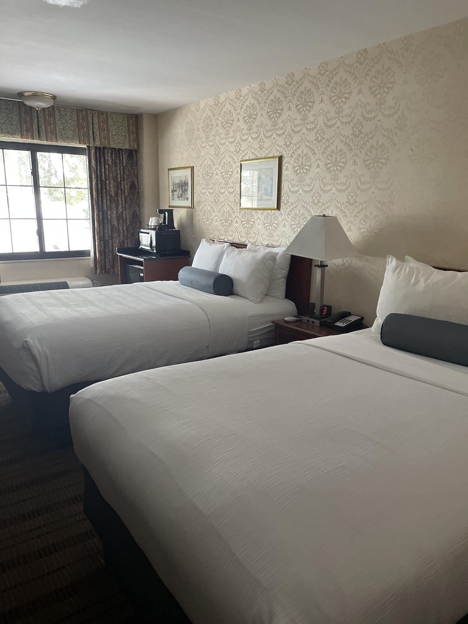 Surestay Plus By Best Western Woodbury Inn Екстер'єр фото