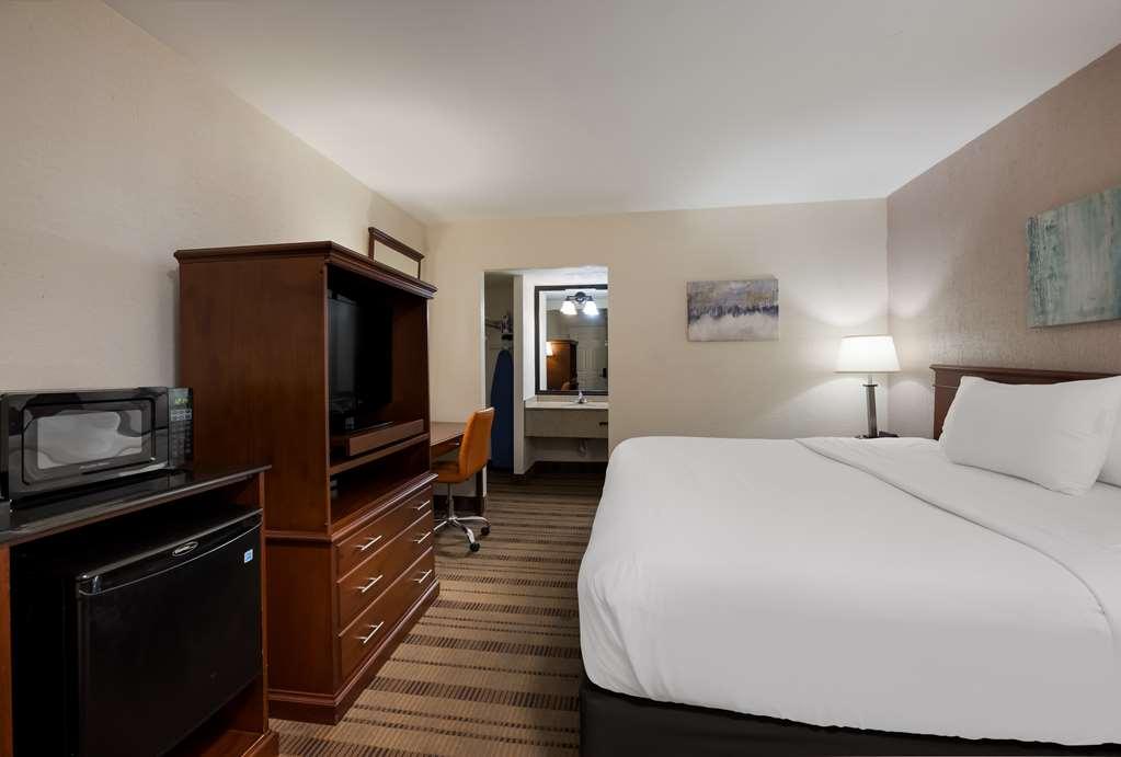 Surestay Plus By Best Western Woodbury Inn Номер фото