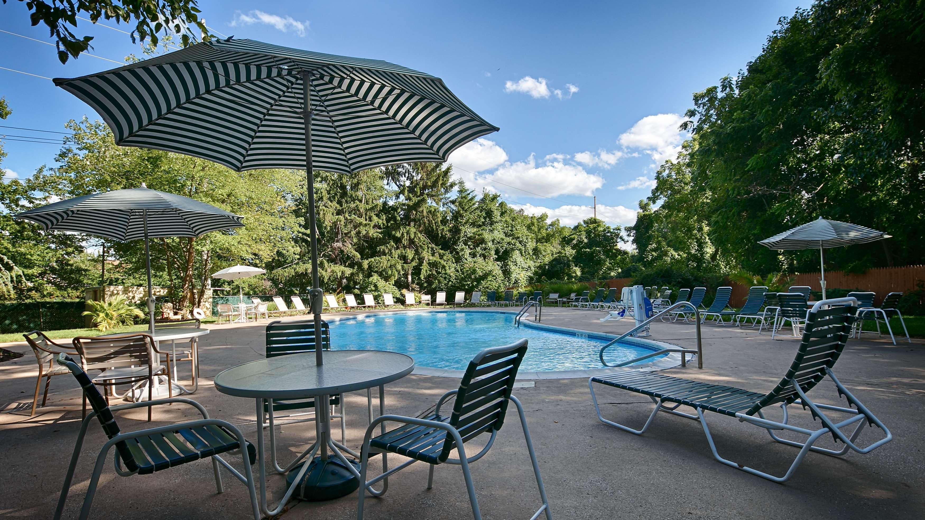 Surestay Plus By Best Western Woodbury Inn Екстер'єр фото