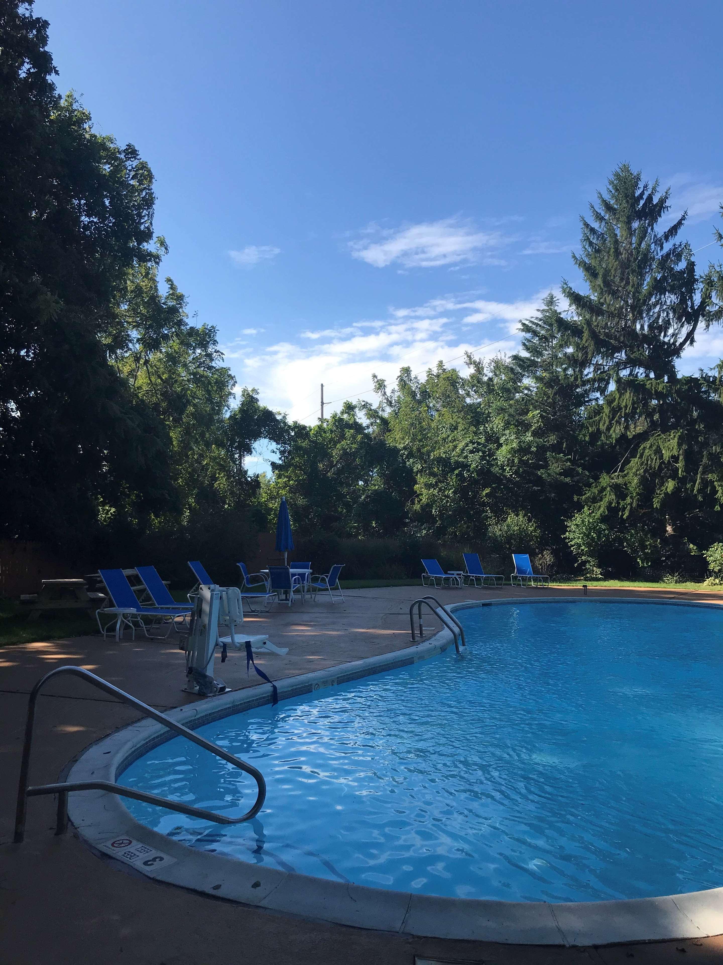 Surestay Plus By Best Western Woodbury Inn Екстер'єр фото