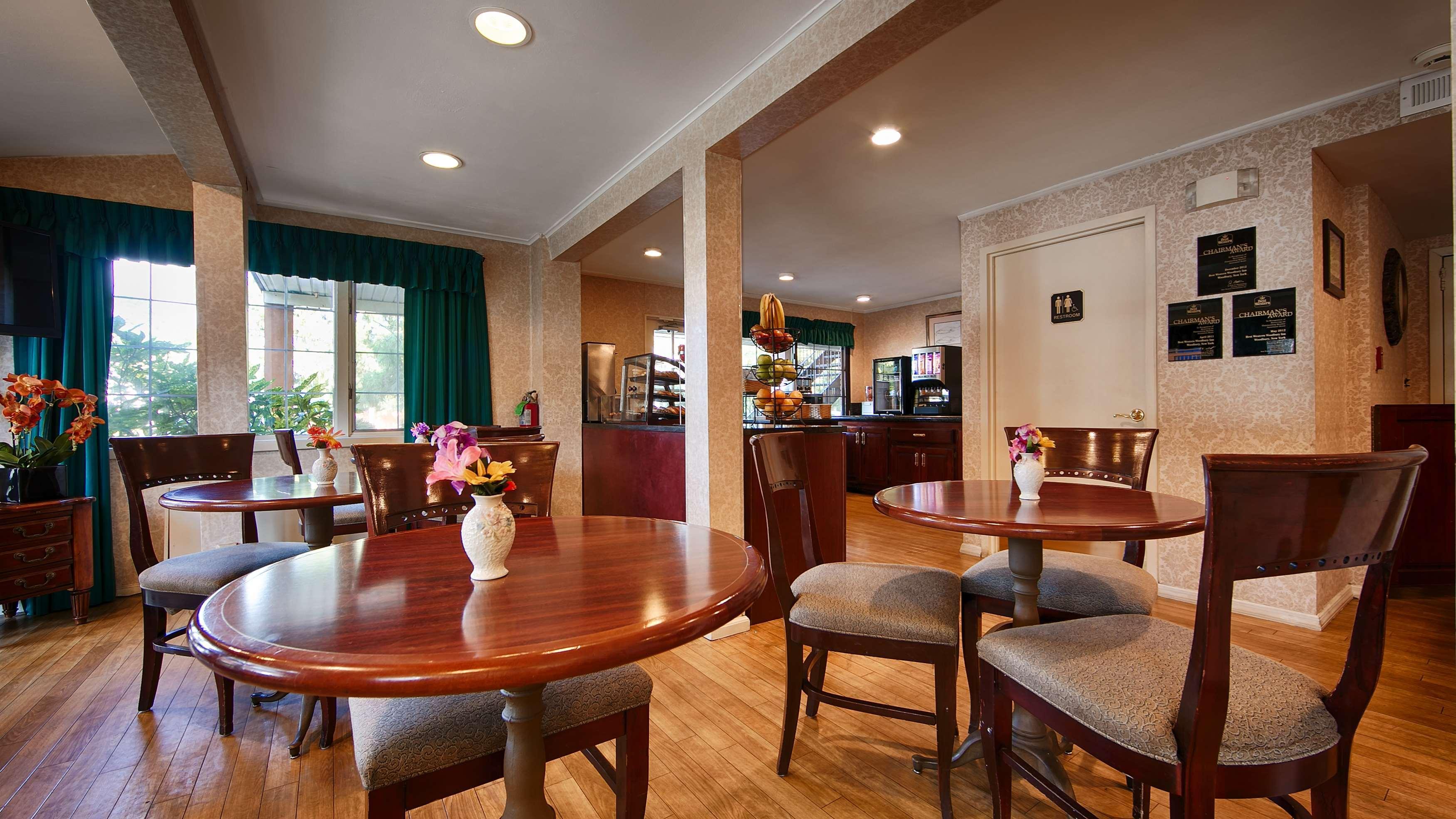 Surestay Plus By Best Western Woodbury Inn Екстер'єр фото
