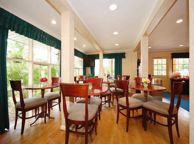 Surestay Plus By Best Western Woodbury Inn Екстер'єр фото