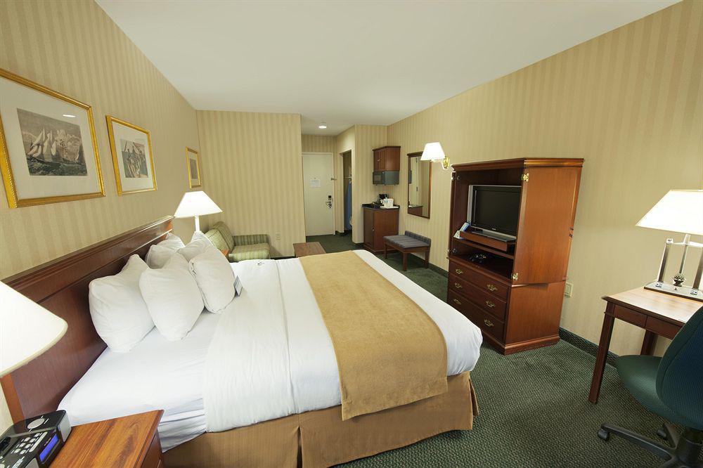 Surestay Plus By Best Western Woodbury Inn Номер фото